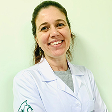 Profa. Carolina Gonçalves Pires