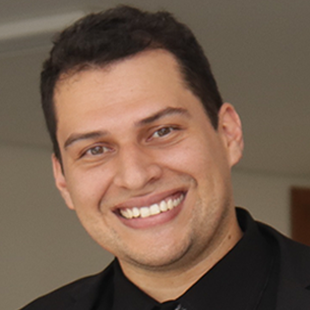 Prof. Cesar Souza
